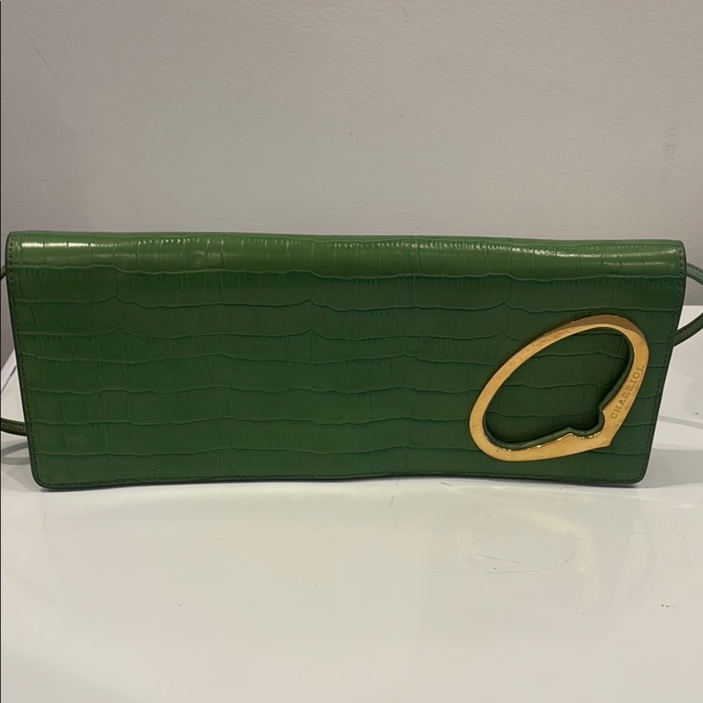 Charriol Green Crocodile Embossed Clutch/removable strap with Gold Accent - Picture 4 of 5